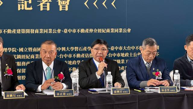 1381125_305674c98be369611651776f2c329478