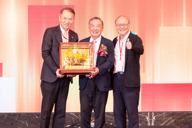 1381515_06411501ca99d6fa699730cde289e552